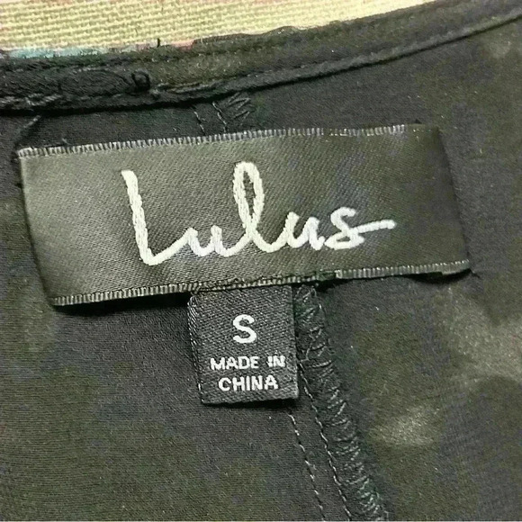 Lulus Sweet Bouquet Black Floral Print Wrap Maxi Dress Size Small - Picture 10 of 12